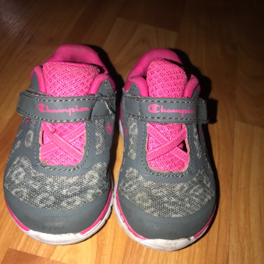 TODDLER: CHAMPION SHOES
